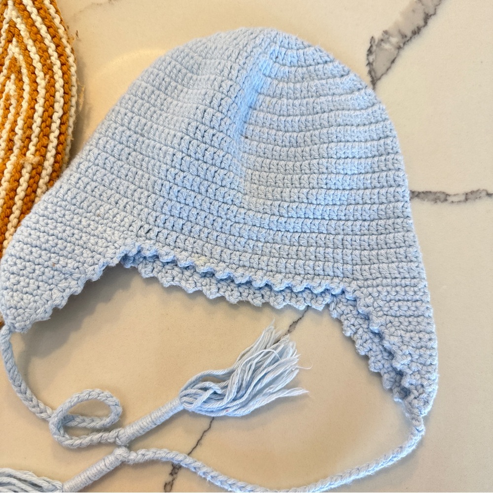 2H Knits hat